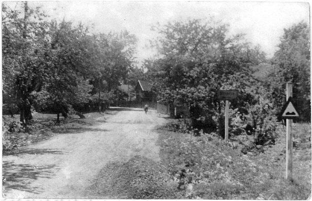 Vlevo - 1935