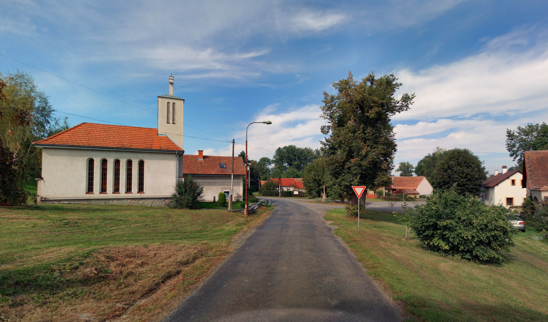 Vpravo - 2022